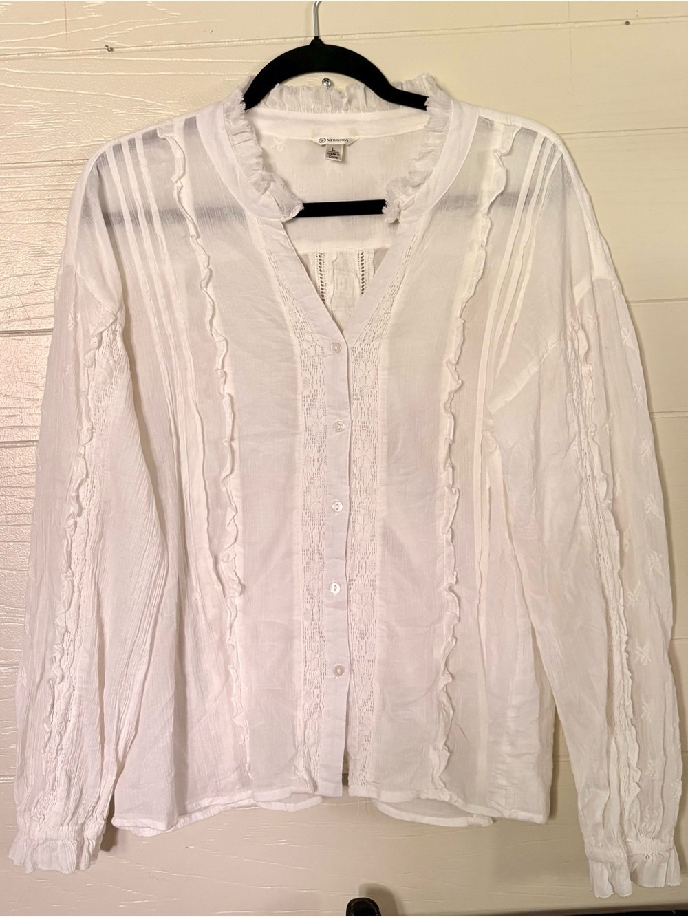Versona White Ruffled Button-Front Blouse